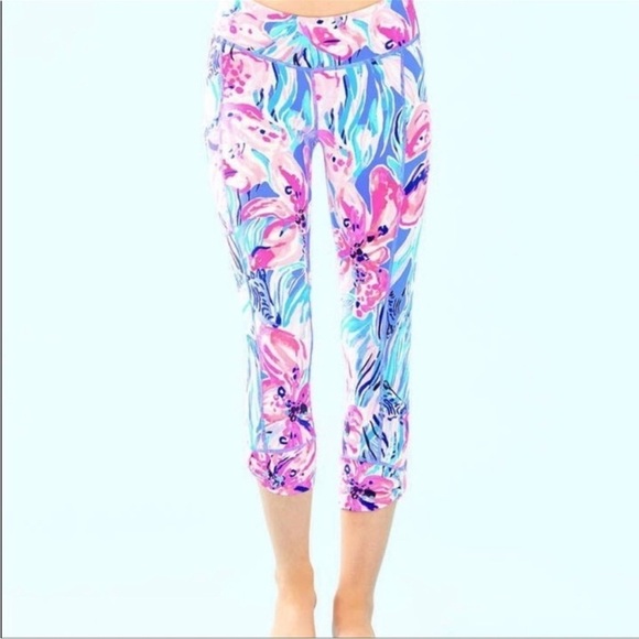 Lilly Pulitzer Luxletic Weekender Crop Fara Leggings Bennet Blue Hypes Stripe XS - Picture 3 of 15